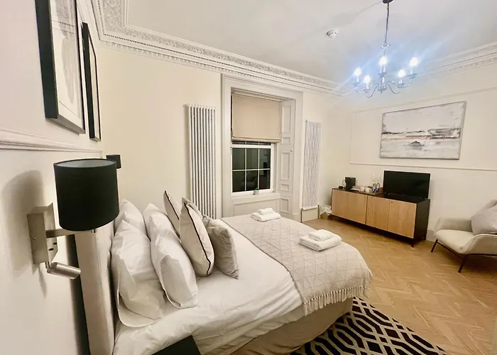 \'Douglas\' In Allandale Aparthotel